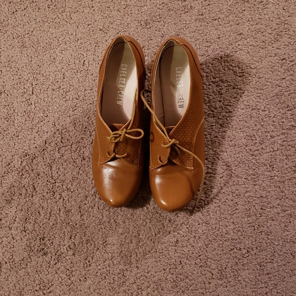 Chelsea Crew Heels